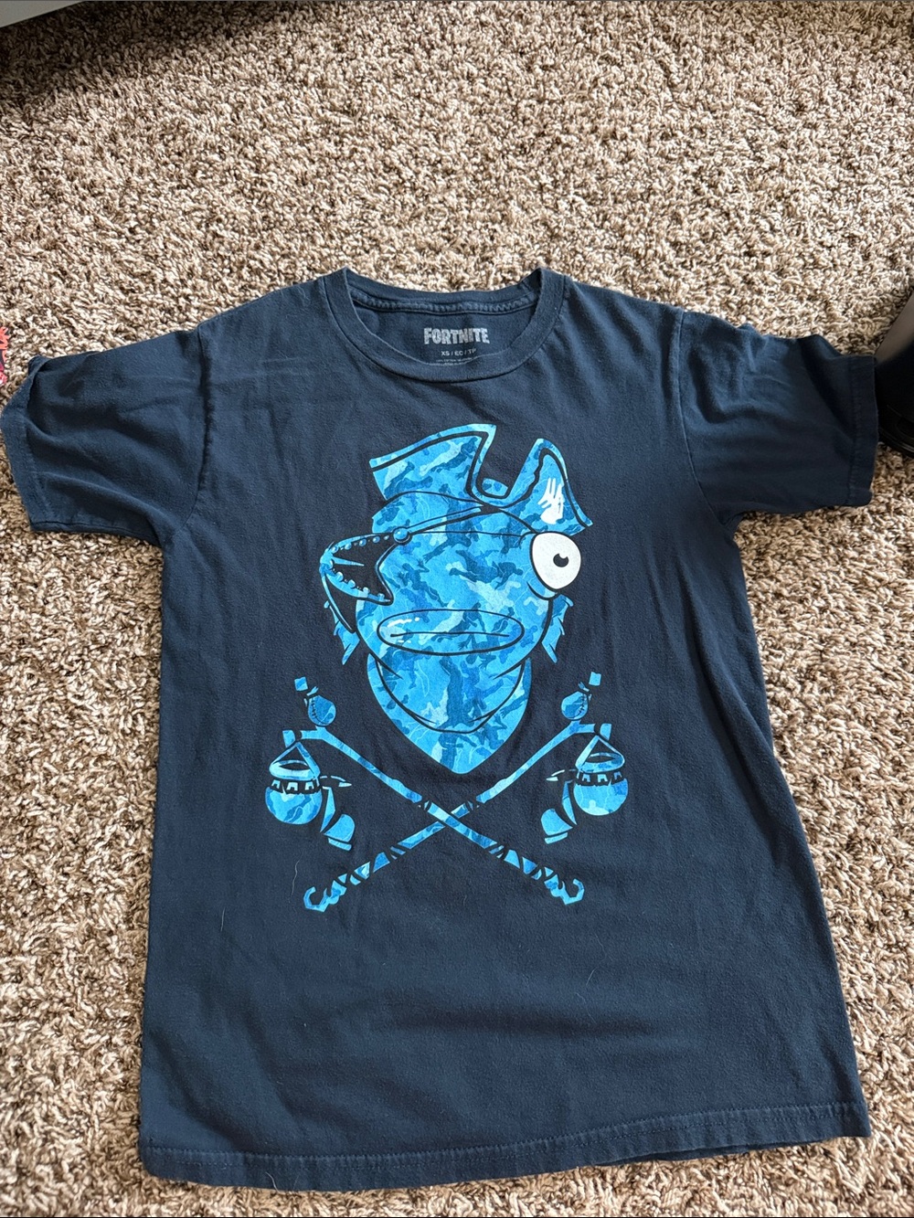 Old Navy Navy Blue Kids Tee with Blue Camouflage Fish Graphic